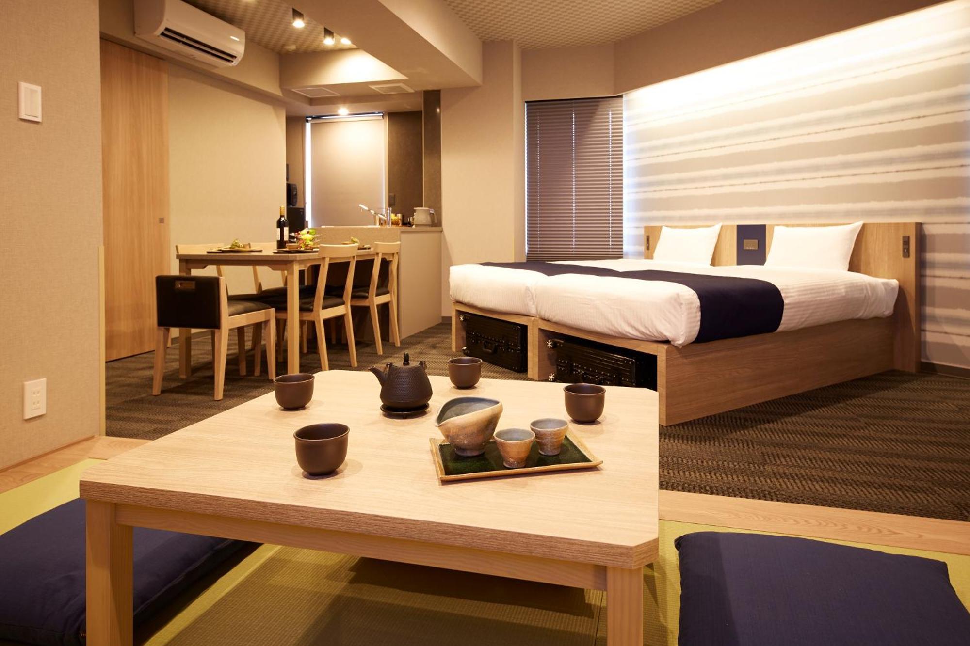 Monday Apart Premium Ginza Shintomicho Токіо Екстер'єр фото